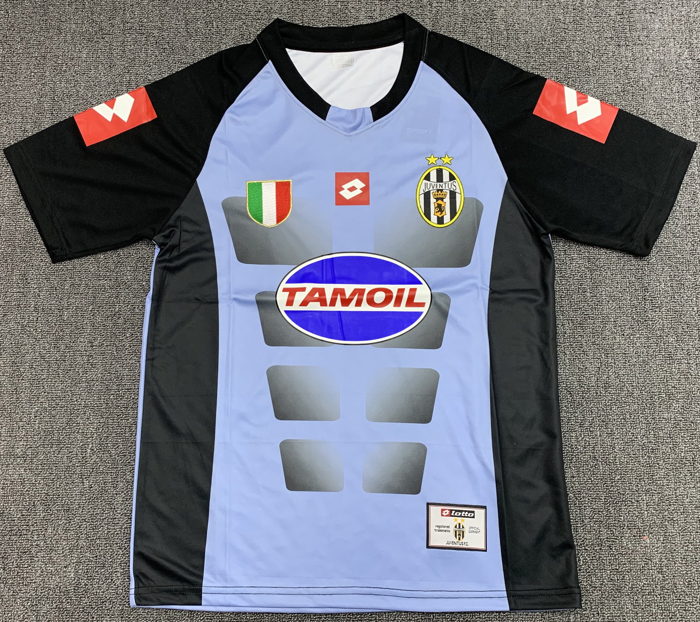 Juventus 2002 Goalkeeper Retro Men Jersey – Light Blue