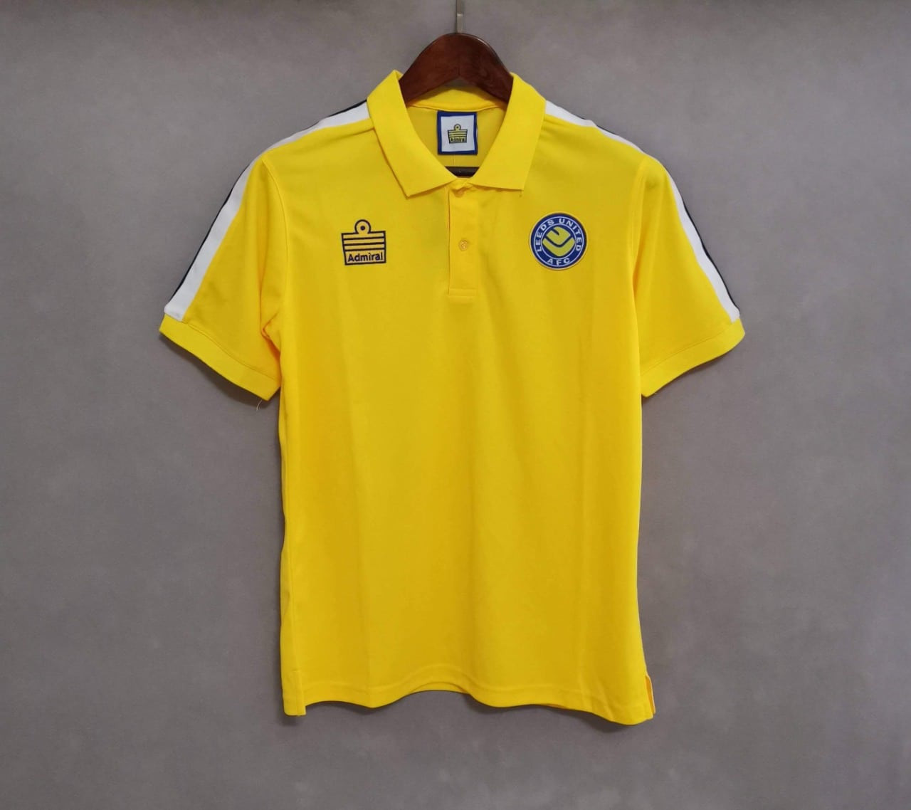 Leeds United 1977/78 Away Retro Men Jersey – Yellow