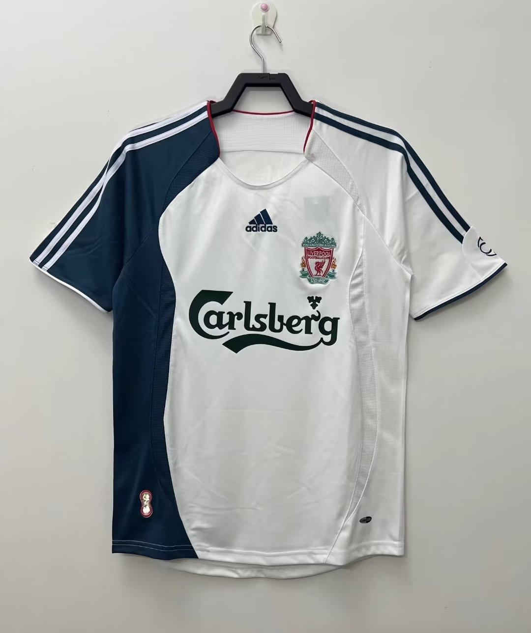 Liverpool 2006/08 Away Retro Men Jersey – White