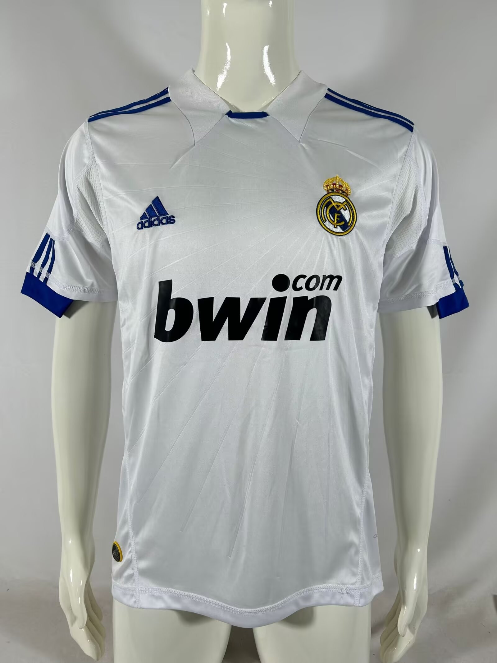Real Madrid 2010/11 Home Retro Men Jersey – White