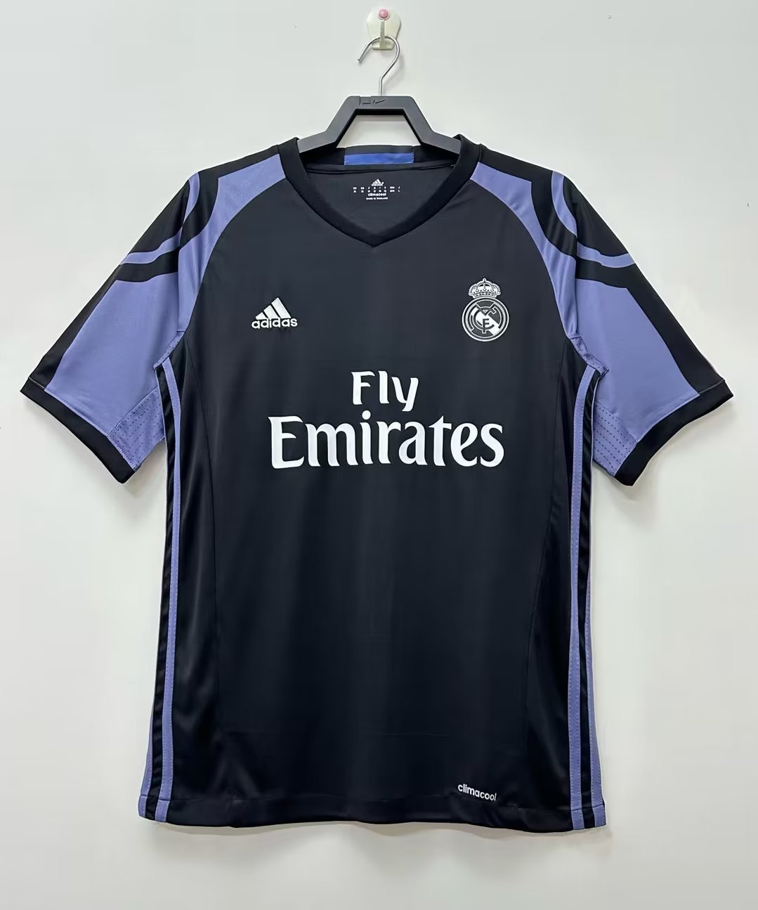 Real Madrid 2016/17 Third Retro Men Jersey – Black